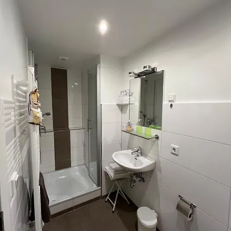 Oliver Apartment *